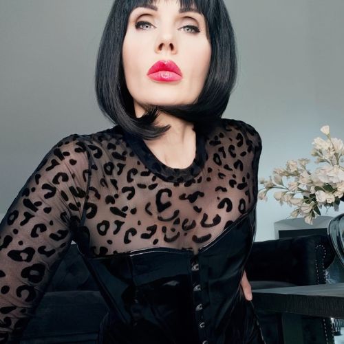 Galeriebild 15 von Mistress Helen Bates