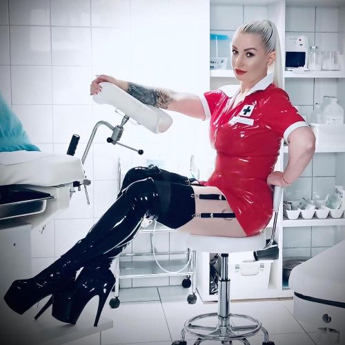 Galeriebild 6 von Victoria Violence