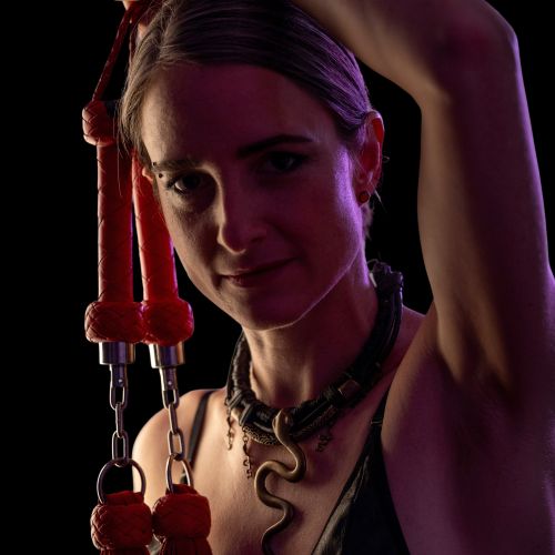 Galeriebild 6 von Hekate