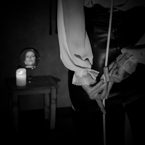 Galeriebild 4 von Nala Ares