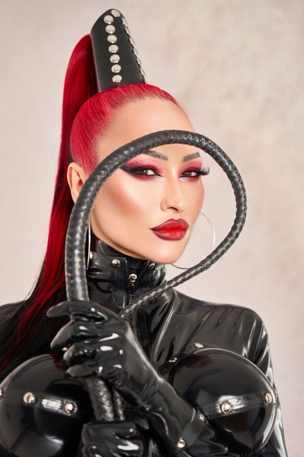 Profilbild von Mistress Andromeda X